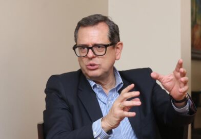 Carlos Rabascall será el precandidato a la Presidencia de la República por la Izquierda Democrática