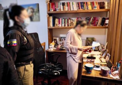 Fiscalía actúa con rapidez en denuncia “anónima” contra Luisa González y allanan su casa, mientras casos graves de corrupción, como Progen, duermen en la impunidad