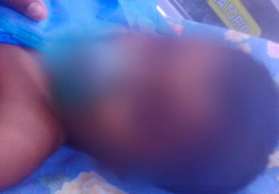 Mientras Daniel Noboa y su ministro de Salud culpan a médicos y pacientes, un niño muere sin el medicamento que necesitaba